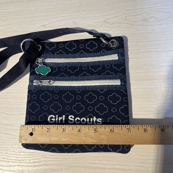 Girl Scouts Blue All Over Logo Zip Crossbody Purse Bag Adjustable Strap - Picture 10 of 11
